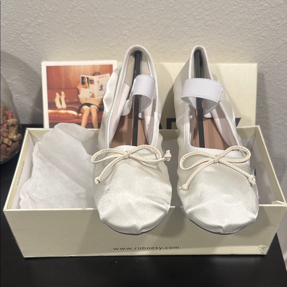 Rabosey White satin Ballet Flats